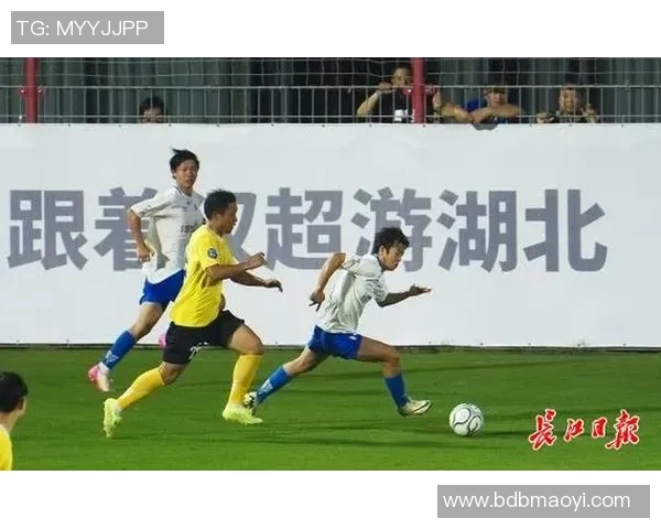 武汉足球队在城市联赛中的技术表现分析与点评 武汉足球队在城市联赛中的技术表现分析与点评