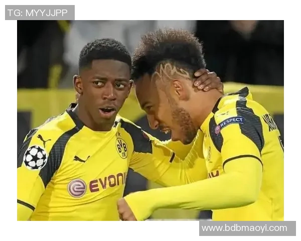 奥斯曼登贝莱与奥巴梅扬等足球明星的精彩瞬间回顾