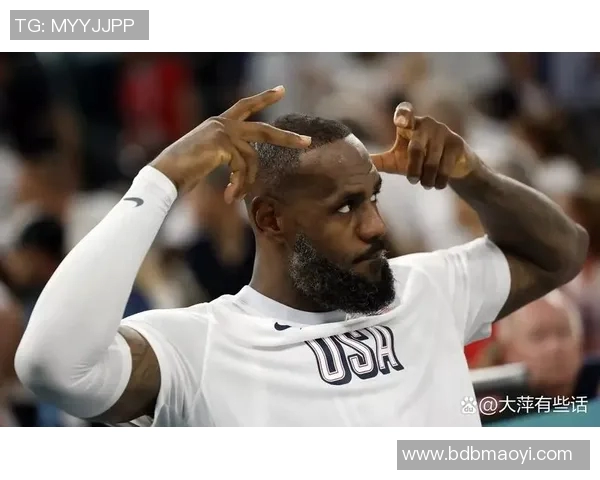 篮球巨星与足球明星的巅峰对决谁才是运动场上的真正王者 篮球巨星与足球明星的巅峰对决谁才是运动场上的真正王者